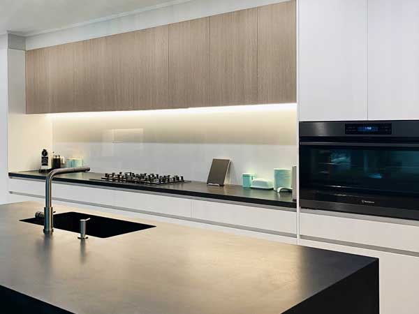 Minimalistic Kitchen Design Elwood 1