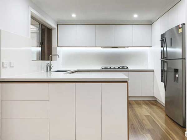 Scandinavian G-shape Kitchen Layout