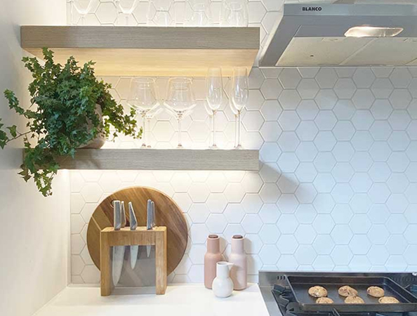 https://www.kindkitchens.com.au/wp-content/uploads/2023/08/blog-Kitchen-Aesthetics-and-Functionality-5.jpg